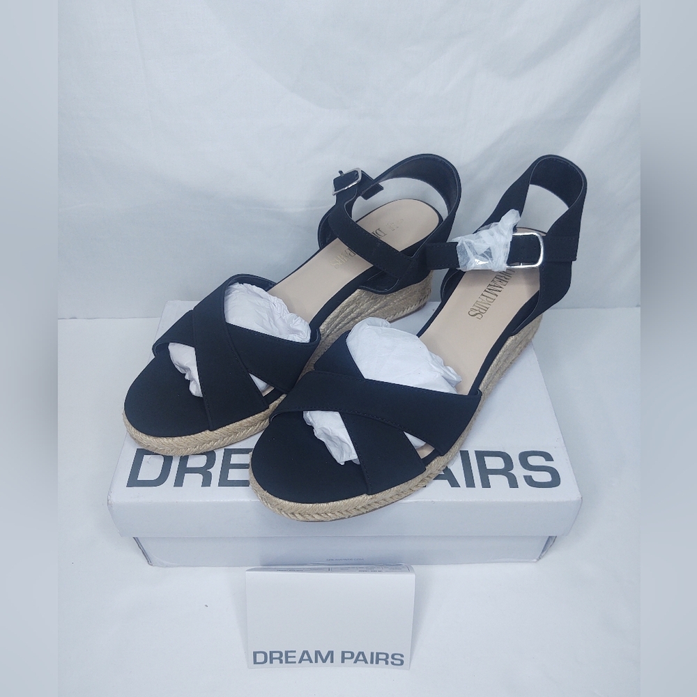 NIB Dream Pairs Nubuck Blk Wedge Sandals